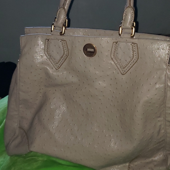Authentic Marc Jacobs Purse - Picture 1 of 13